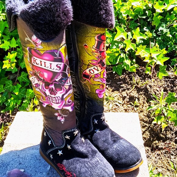 Ed Hardy Women's Tall Black Boots, Size 7 with Skulls, Suede and Faux Fur - Picture 1 of 7